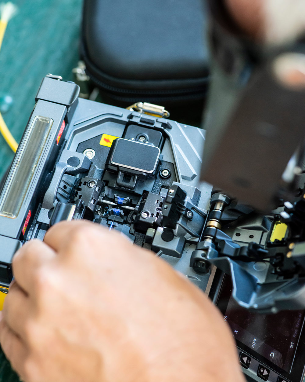 BAVS-commercial-fiber-splicing-solutions-1-1 Fiber Splicing