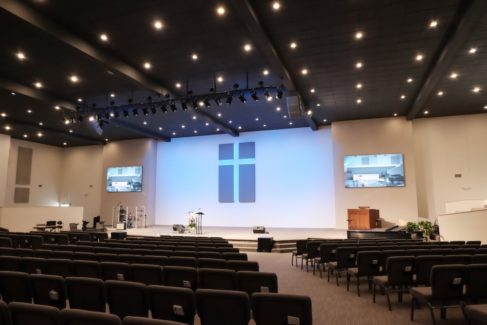 Cerritos,,California,-,August,31,,2019,:,Church,Stage,,Av