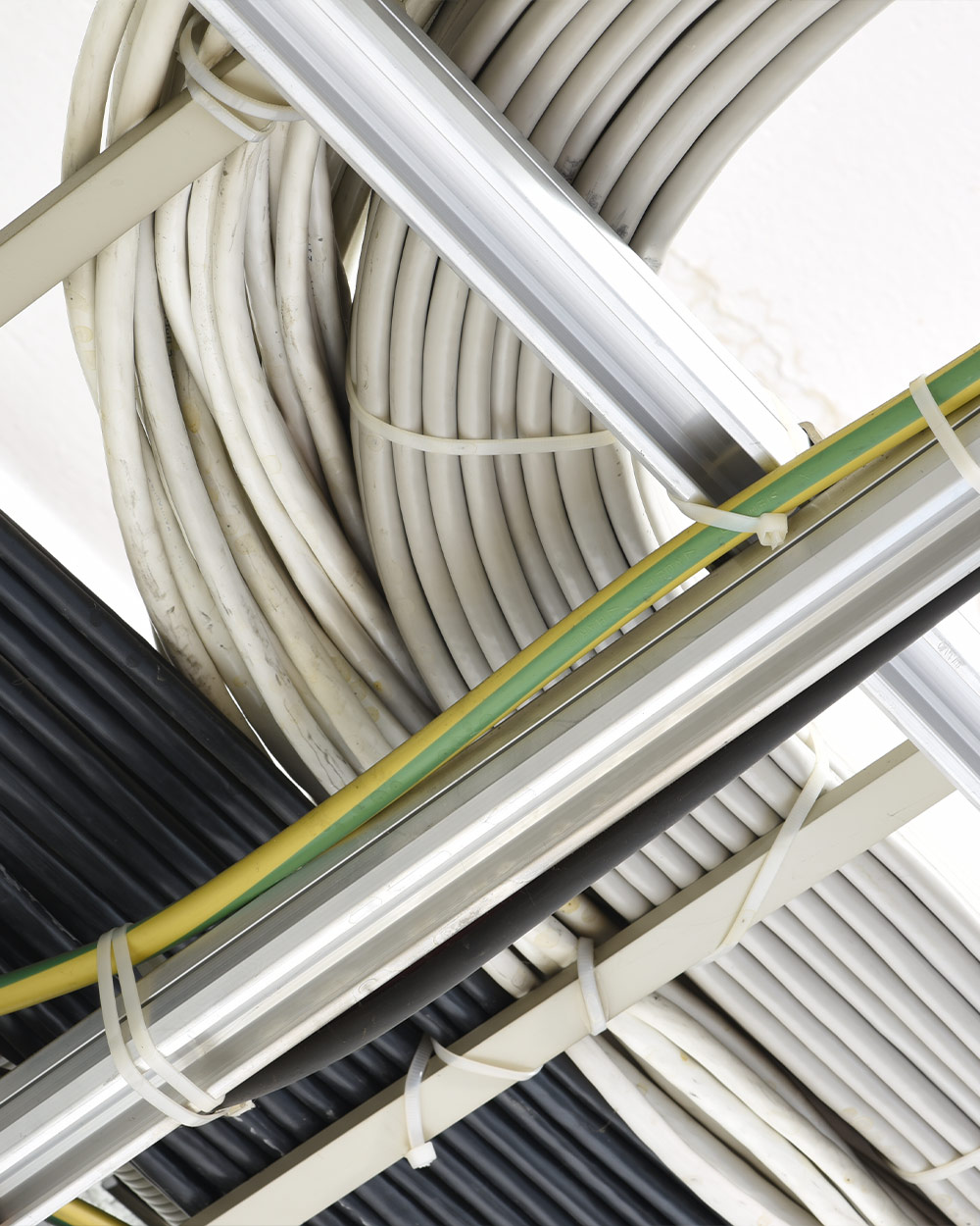 BAVS-commercial-structured-cabling-2-1